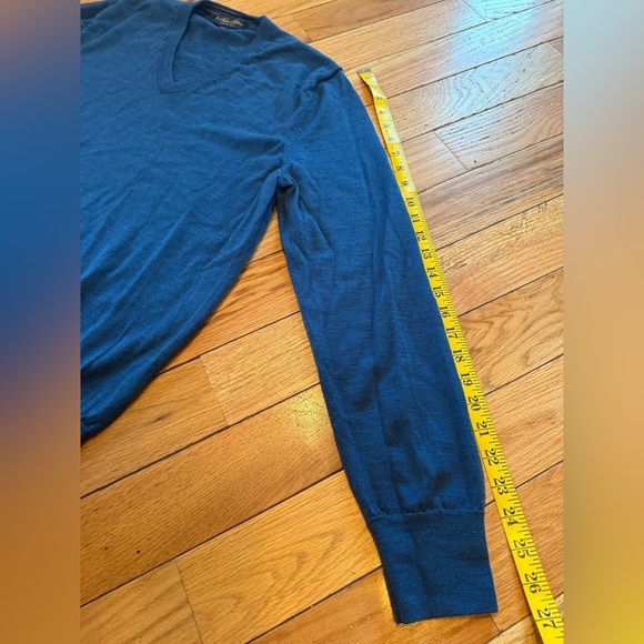 Brooks Brothers Sweater Mens Size L 100% Wool Italian Yarn Pullover V-neck Blue - Picture 8 of 11